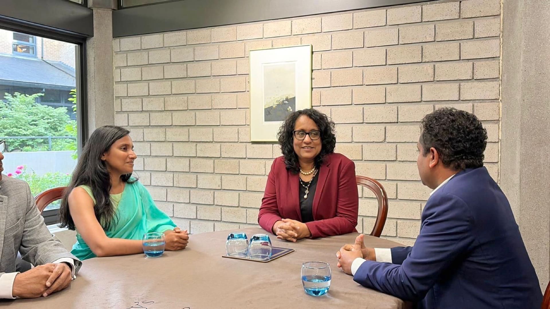 Roundtable discussion with international partners