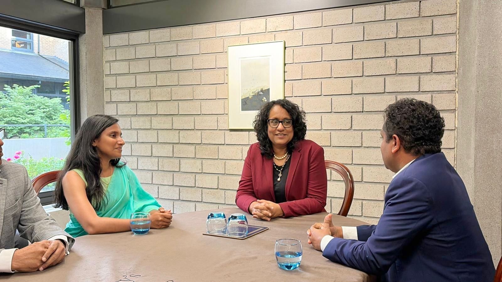 Roundtable discussion with international partners